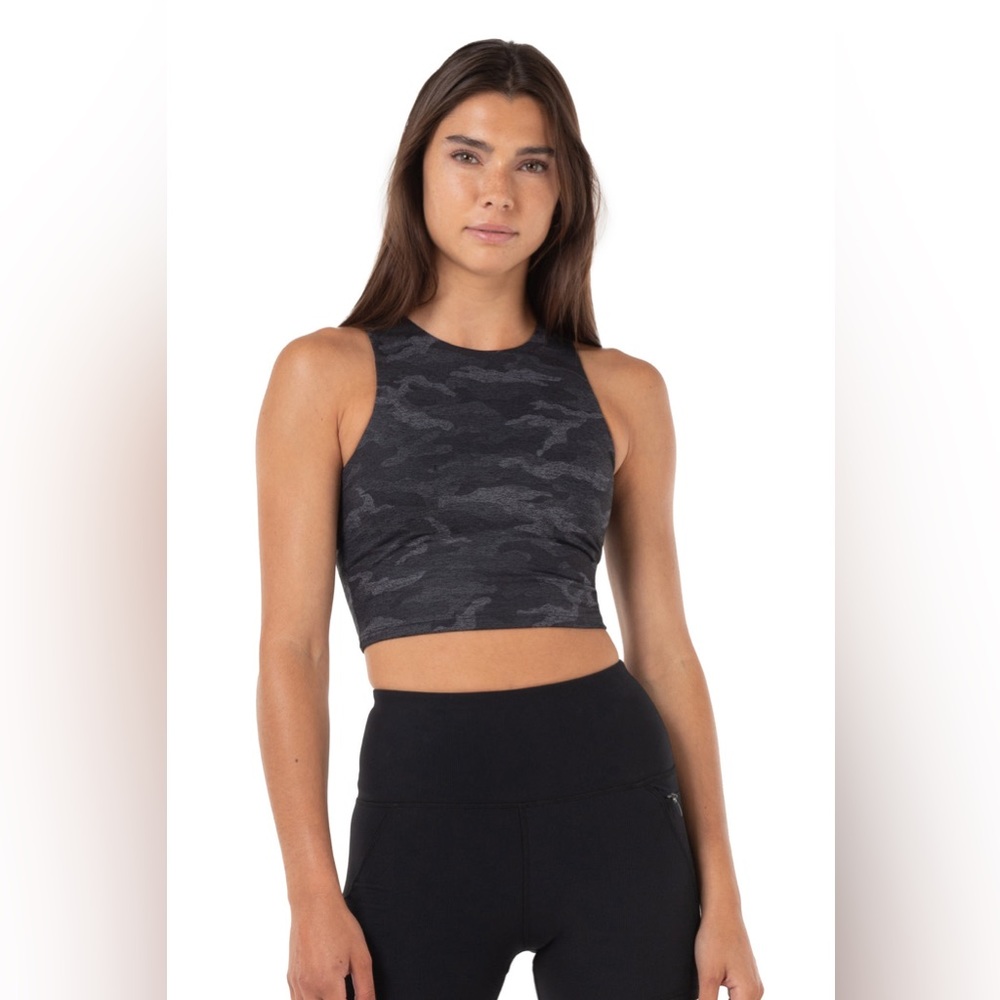 Kyodan Day-to-Day Sculpt Bra Tank Top in Black Heather Camo